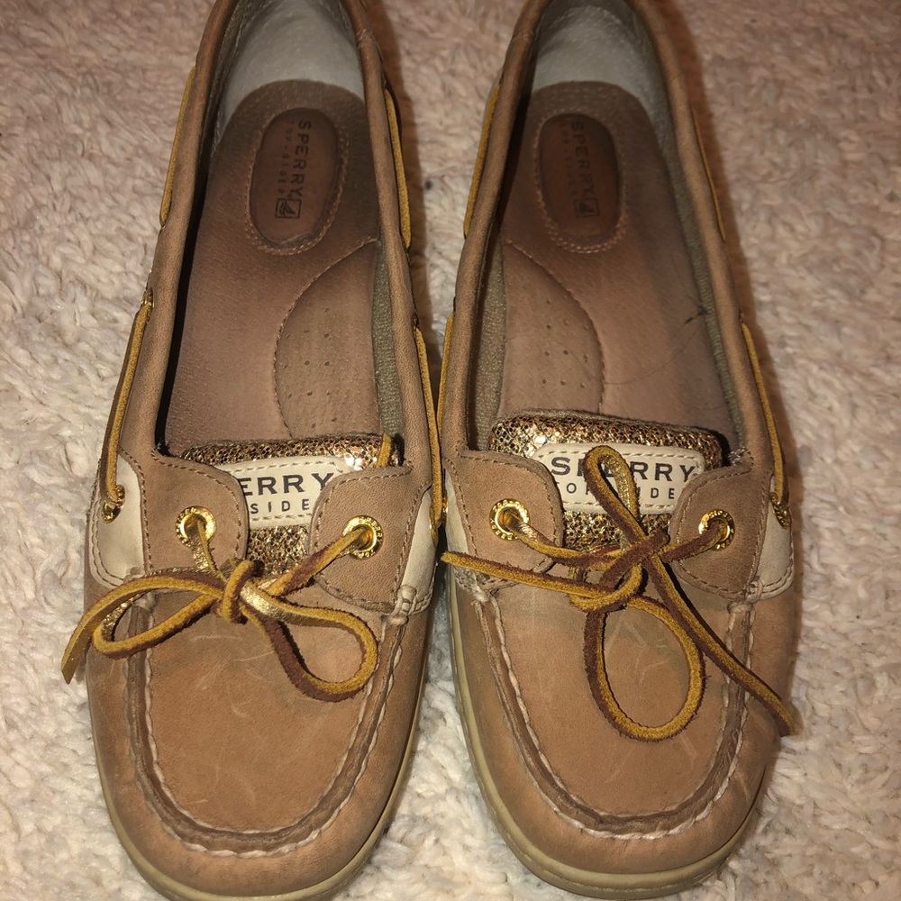 Women’s top sider Sperry’s